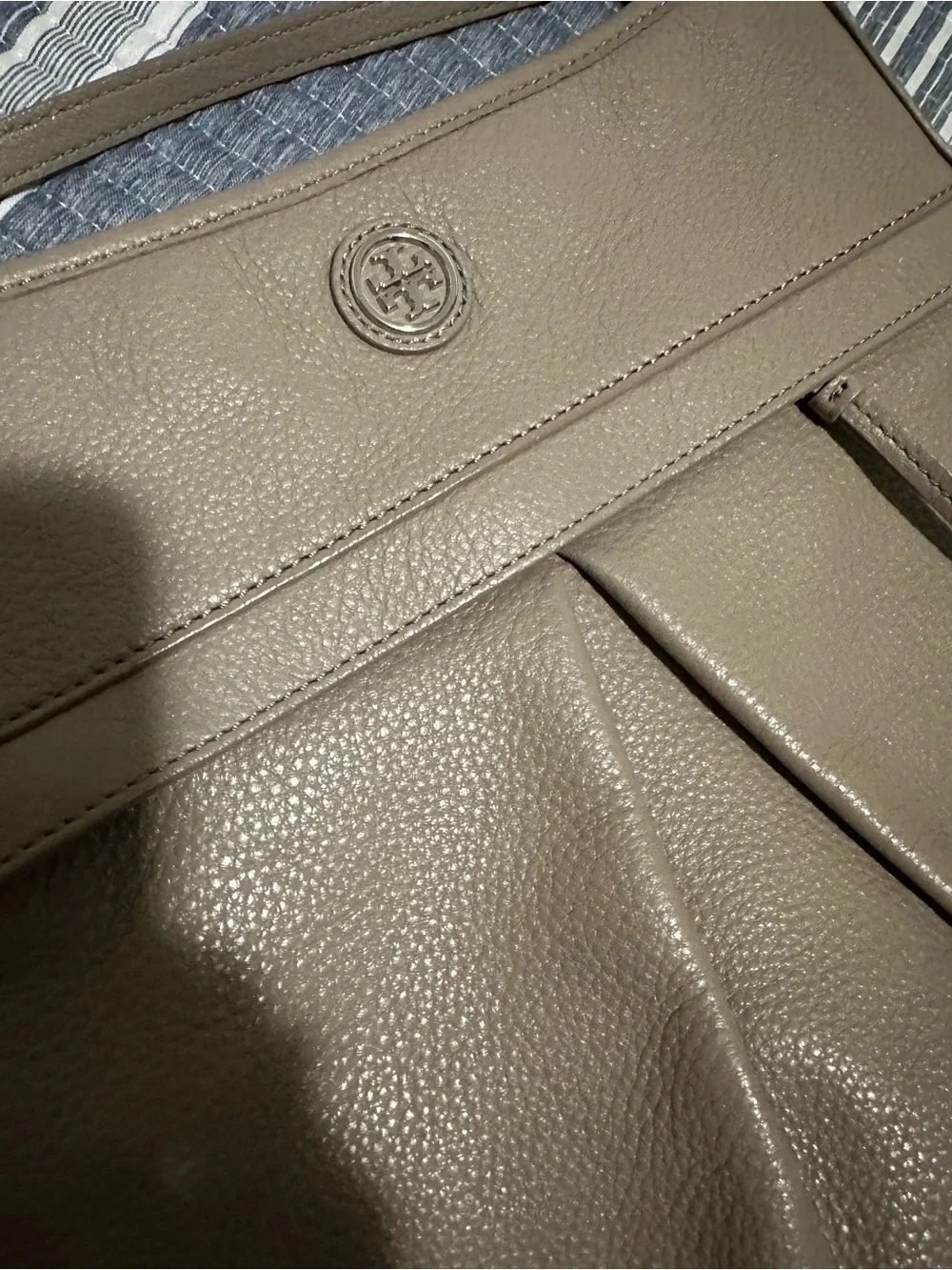 Taupe Leather Crossbody Bag - Unbranded